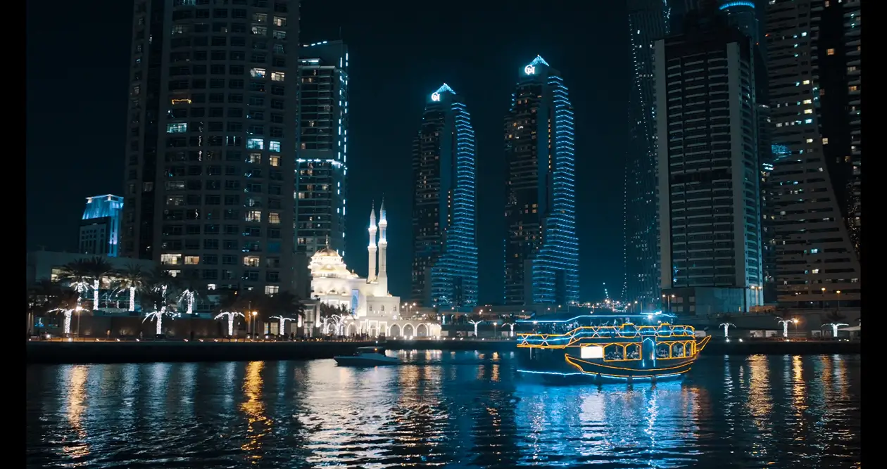 Dow cruise Dubai Marina